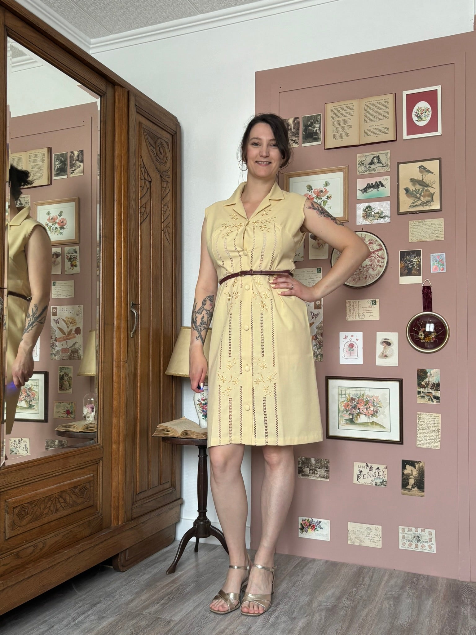 Robe droite ajourée jaune – T.38/40– Vintage années 90