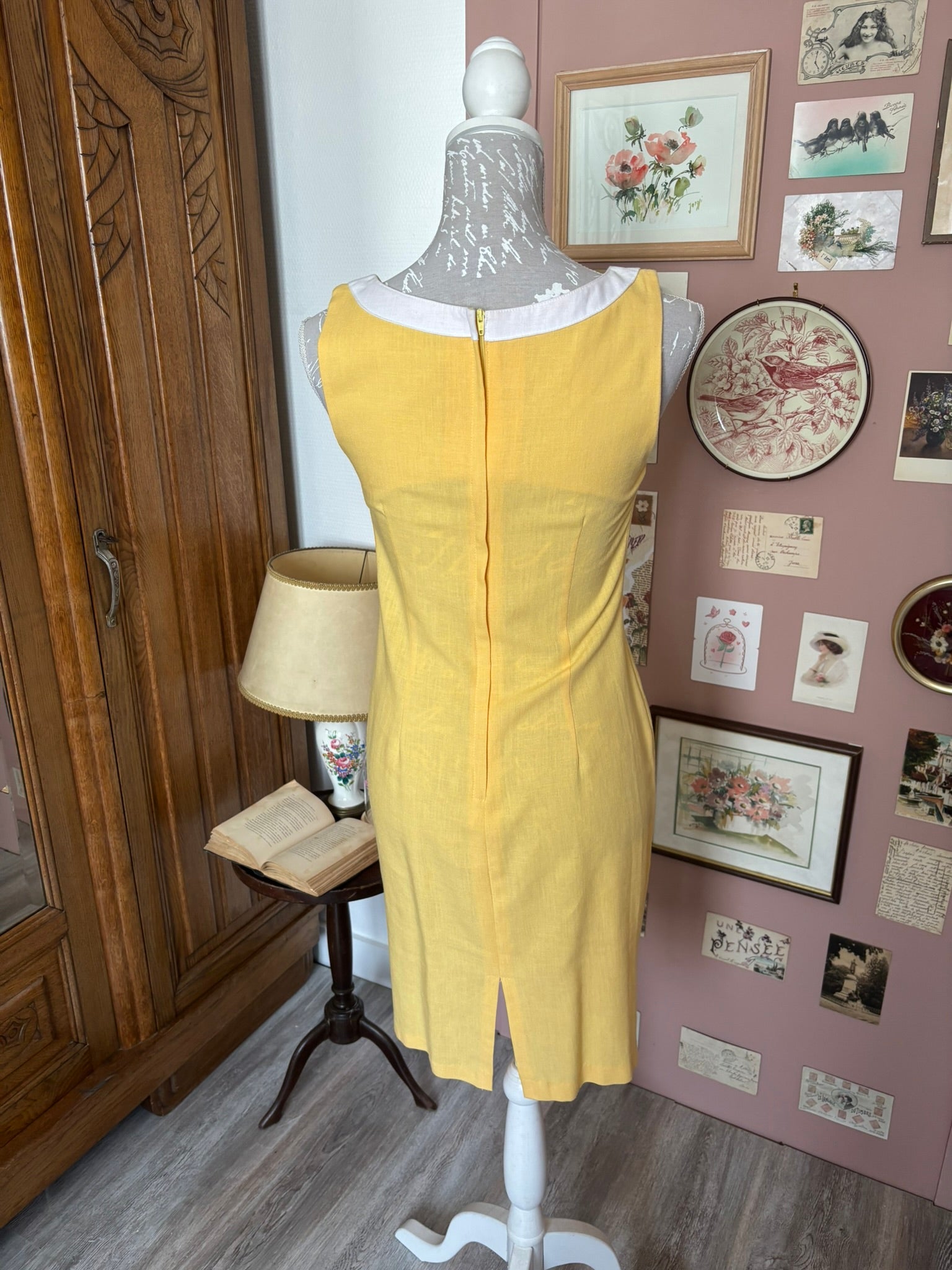 Robe droite jaune en lin – Katies – T.34 – Vintage années 80