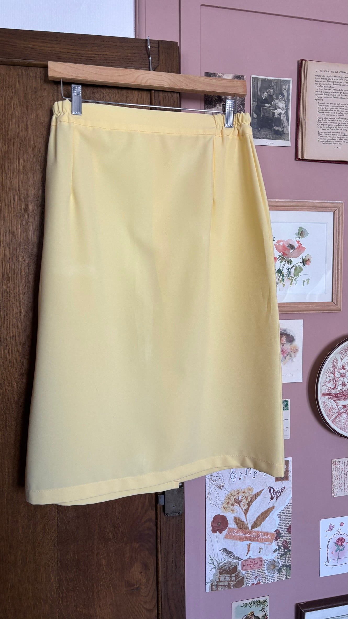 Jupe droite jaune pastel – T.40/42 – Vintage années 80/90