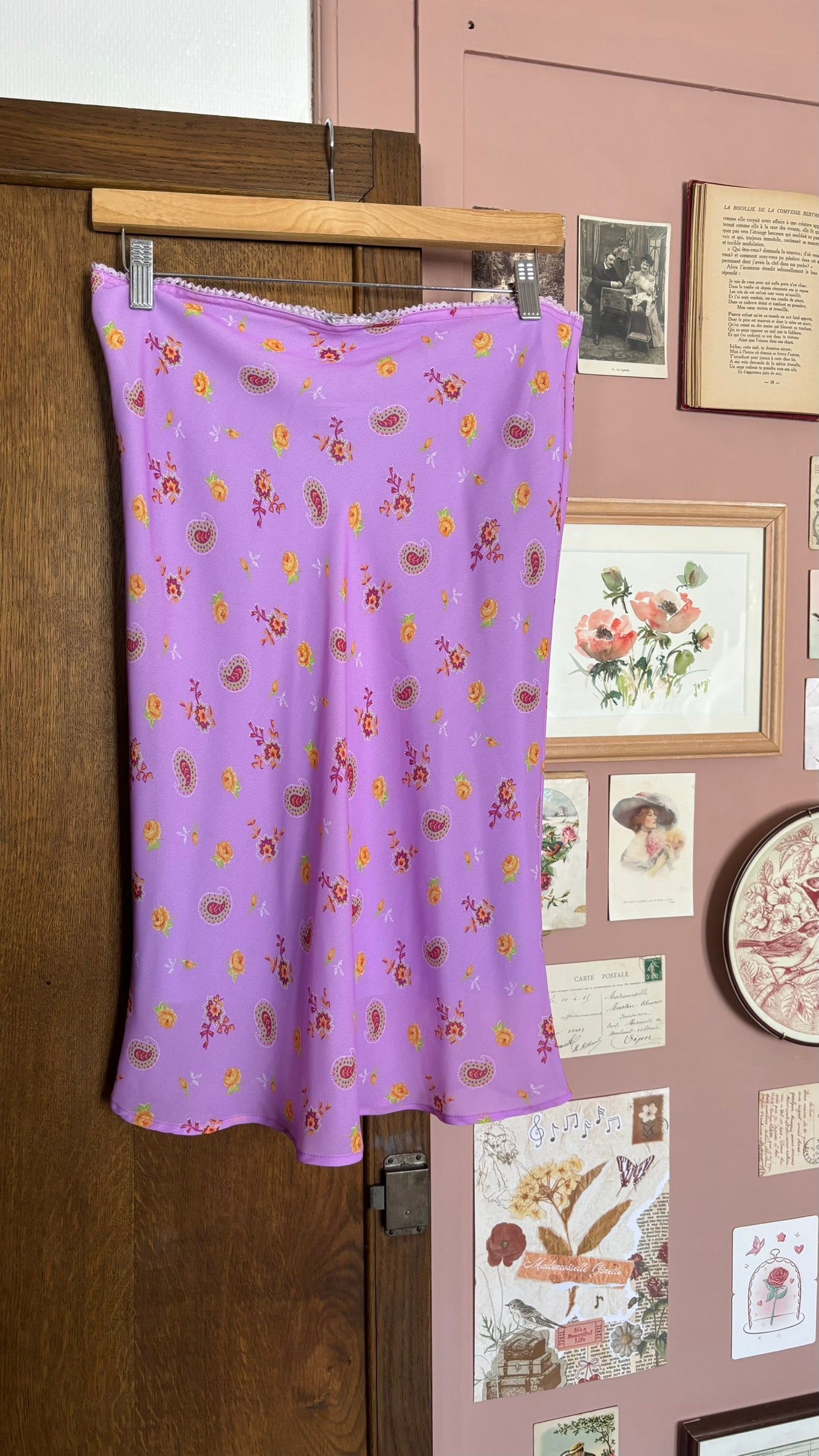 Jupe nuisette lilas à motifs fleuris – T.34- Vintage années 2000