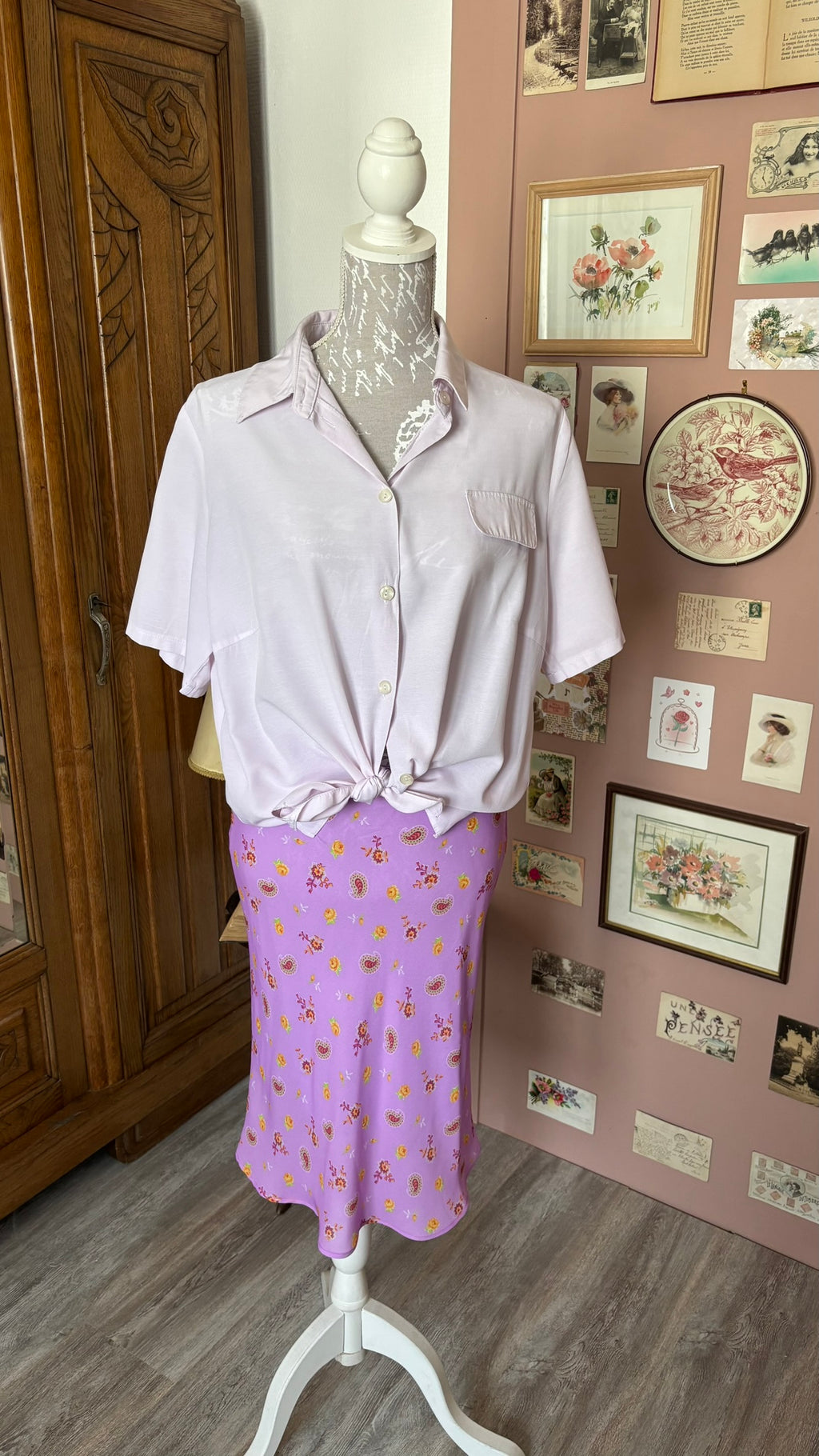 Jupe nuisette lilas à motifs fleuris – T.34- Vintage années 2000