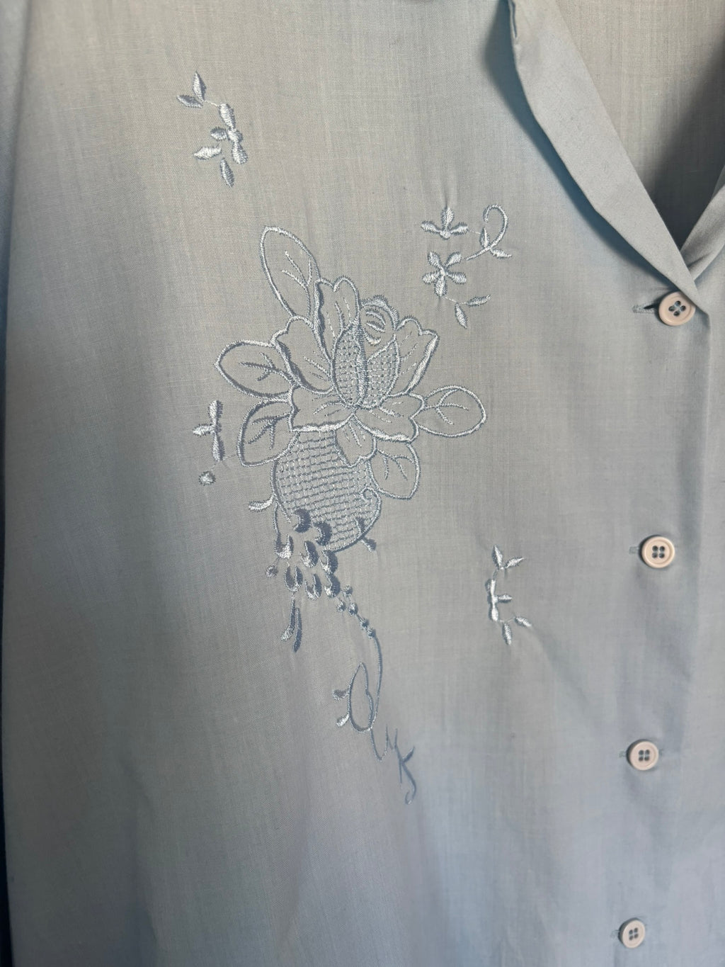 Chemisier bleu ciel brodé –  T.46/48 - Vintage années 90/2000