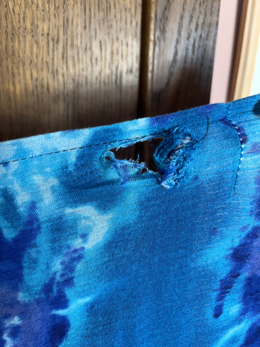 Blue watercolor wrap midi skirt – Sizes 36 to 44 – 90s Vintage