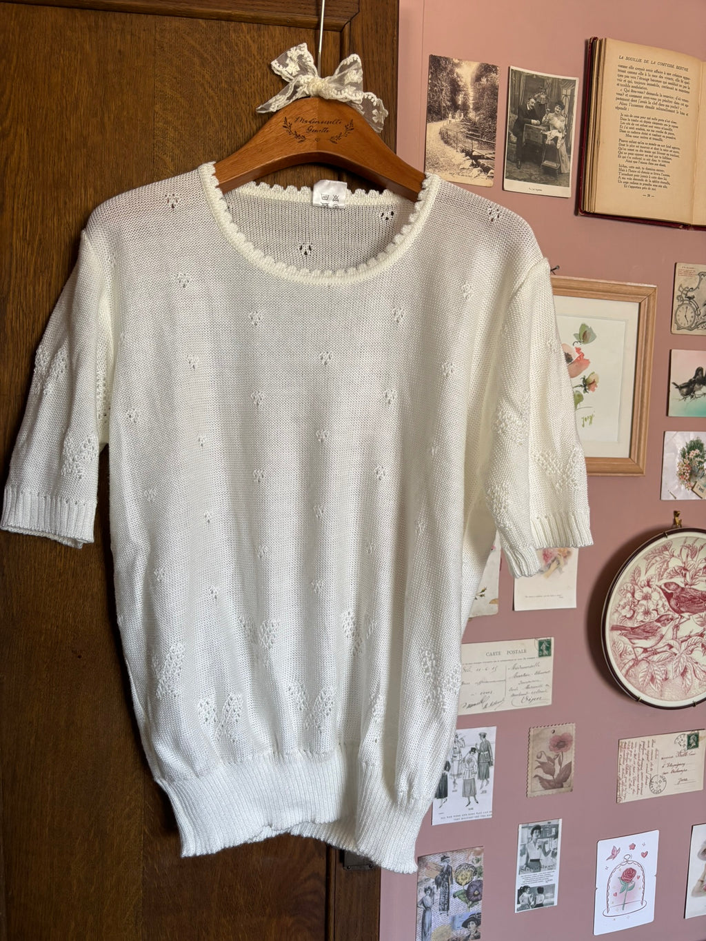 T-shirt en maille écrue à motifs ajourés – T. 38/40 – Vintage années 90