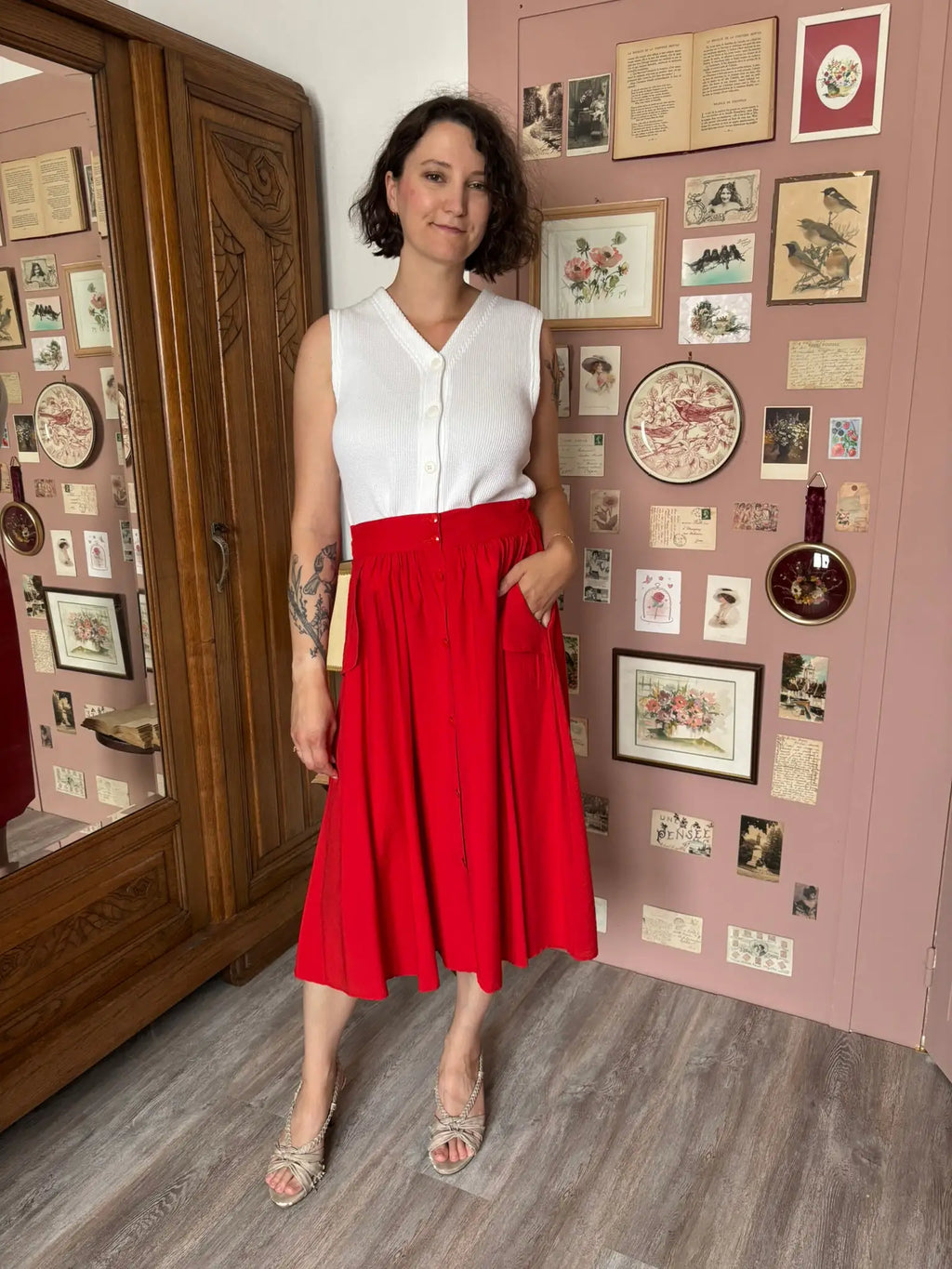 Jupe midi rouge boutonnée – Fabriquée en France – T.40/42 – Vintage années 80/90