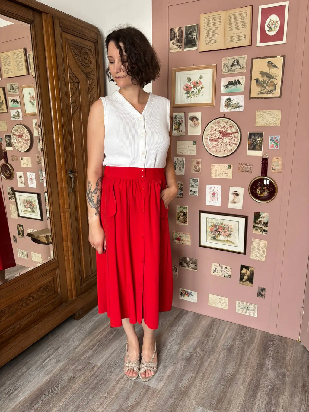 Jupe midi rouge boutonnée – Fabriquée en France – T.40/42 – Vintage années 80/90