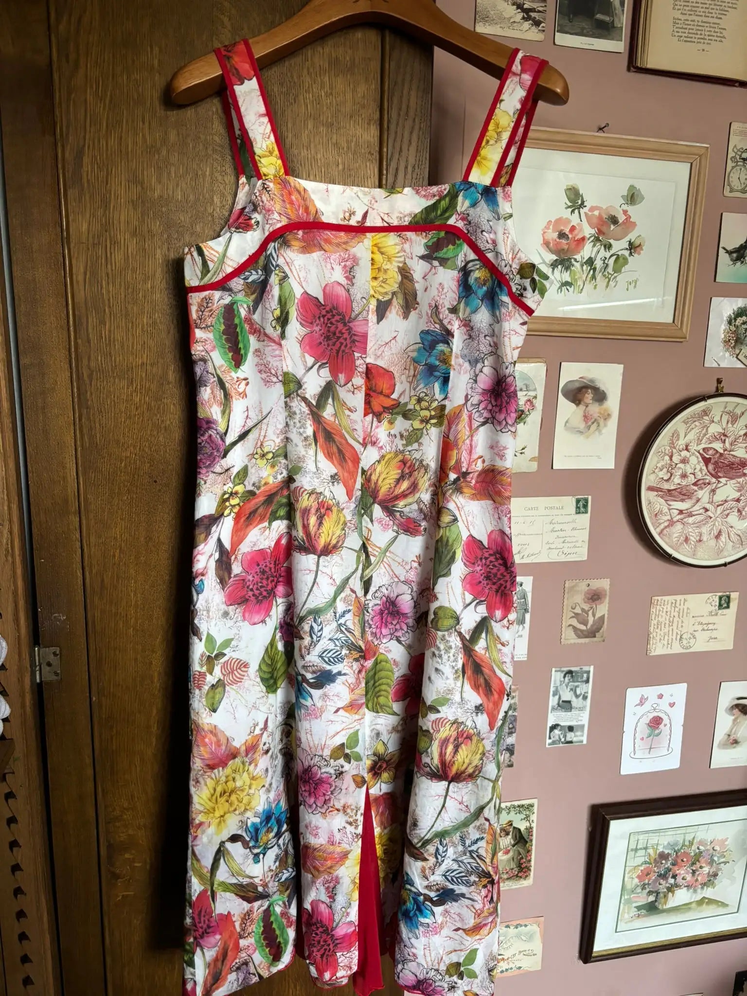 Robe fleurie colorée – T.36– Vintage – Années 2000