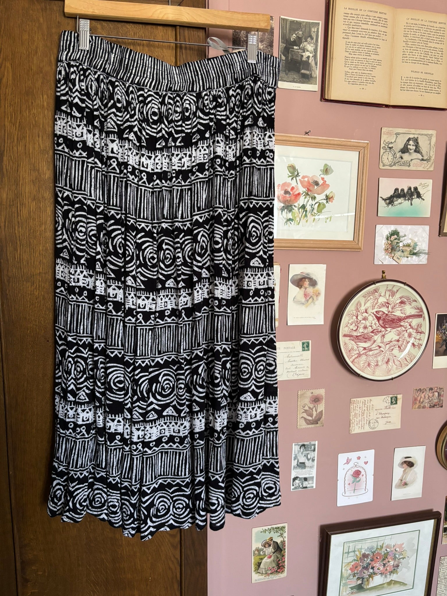 Maxi jupe fluide noire & blanche – T. 42 à 46 – Canda (C&A) – Vintage années 90/2000