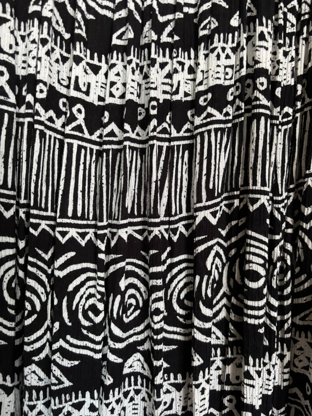 Maxi jupe fluide noire & blanche – T. 42 à 46 – Canda (C&A) – Vintage années 90/2000