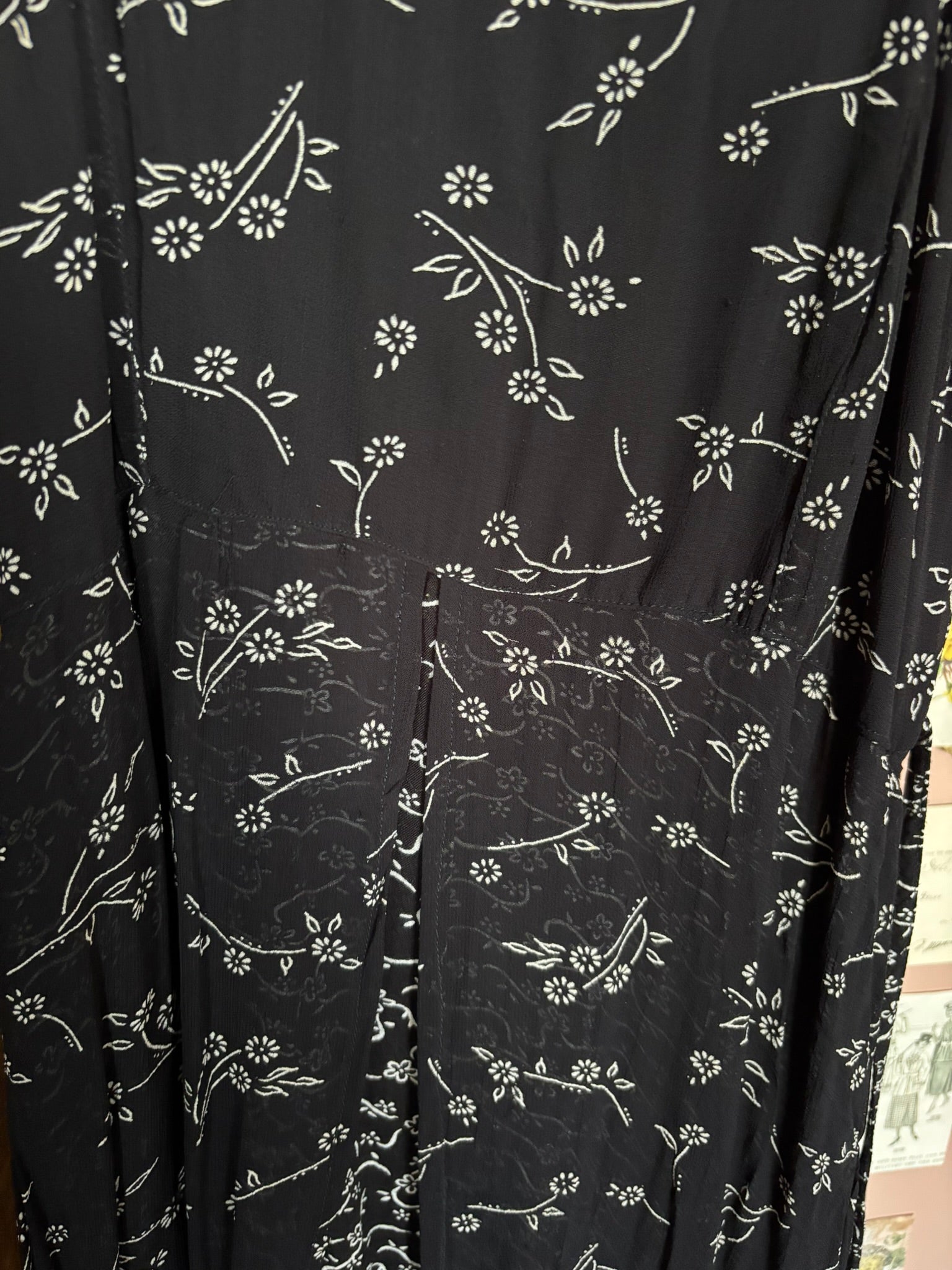 Robe midi noire fleurie – T.36 / petit 38 – Années 90/2000