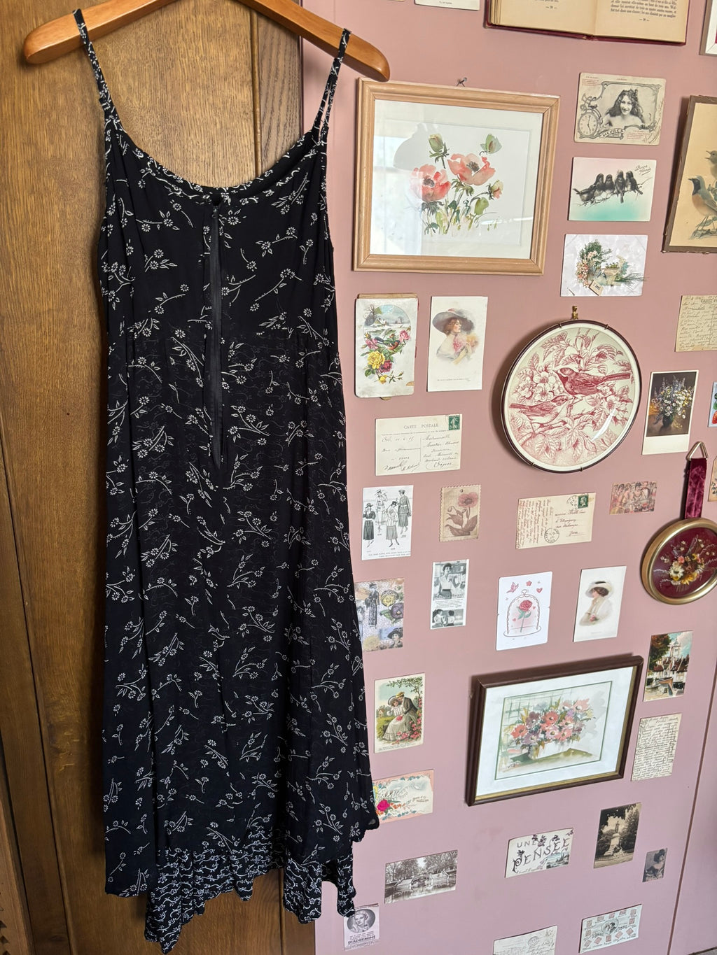 Robe midi noire fleurie – T.36 / petit 38 – Années 90/2000