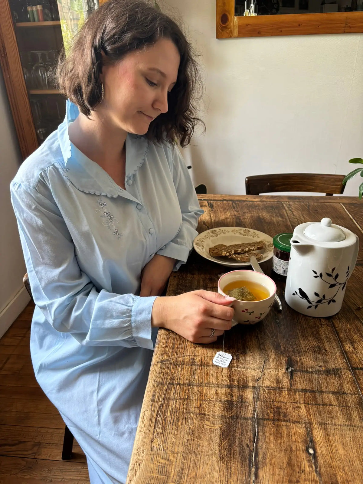 Chemise de nuit vintage bleu ciel brodée Lingelor – T.38/40 – Années 70/80
