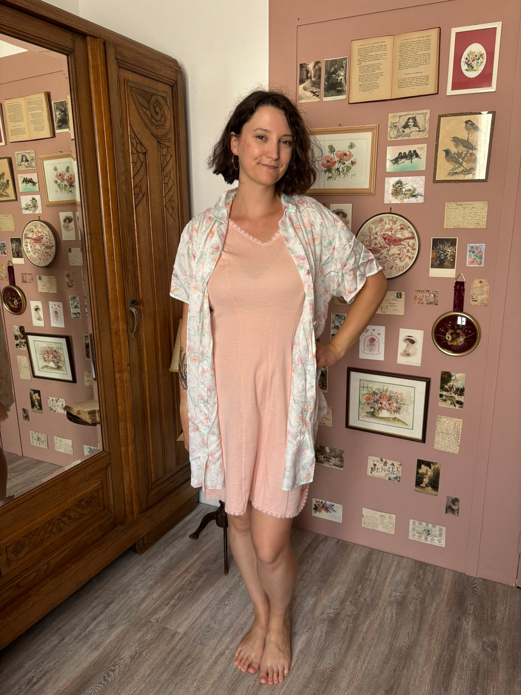 Déshabillé vintage satiné fleuri Carina – Du 38 au 42 – Années 70/80