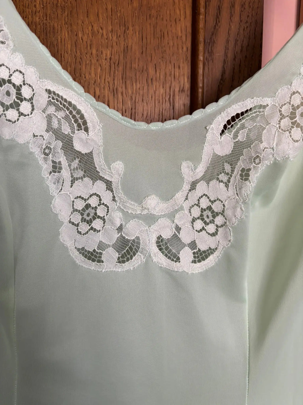 Nuisette vintage vert d'eau en dentelle – T.36/38 – Années 70/80