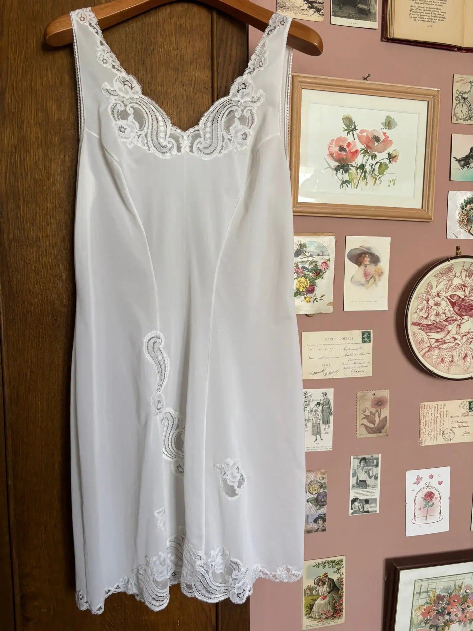 Nuisette vintage blanche à broderies – Sapho T34/36 – Années 80/90