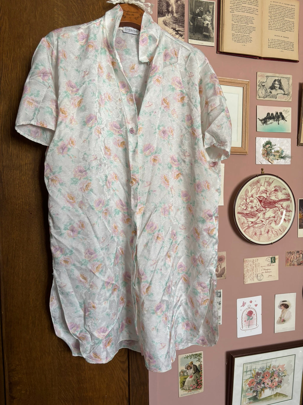 Déshabillé vintage satiné fleuri Carina – Du 38 au 42 – Années 70/80
