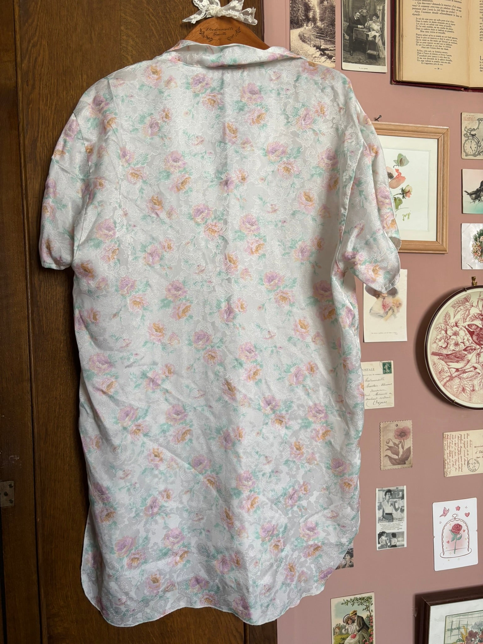 Déshabillé vintage satiné fleuri Carina – Du 38 au 42 – Années 70/80