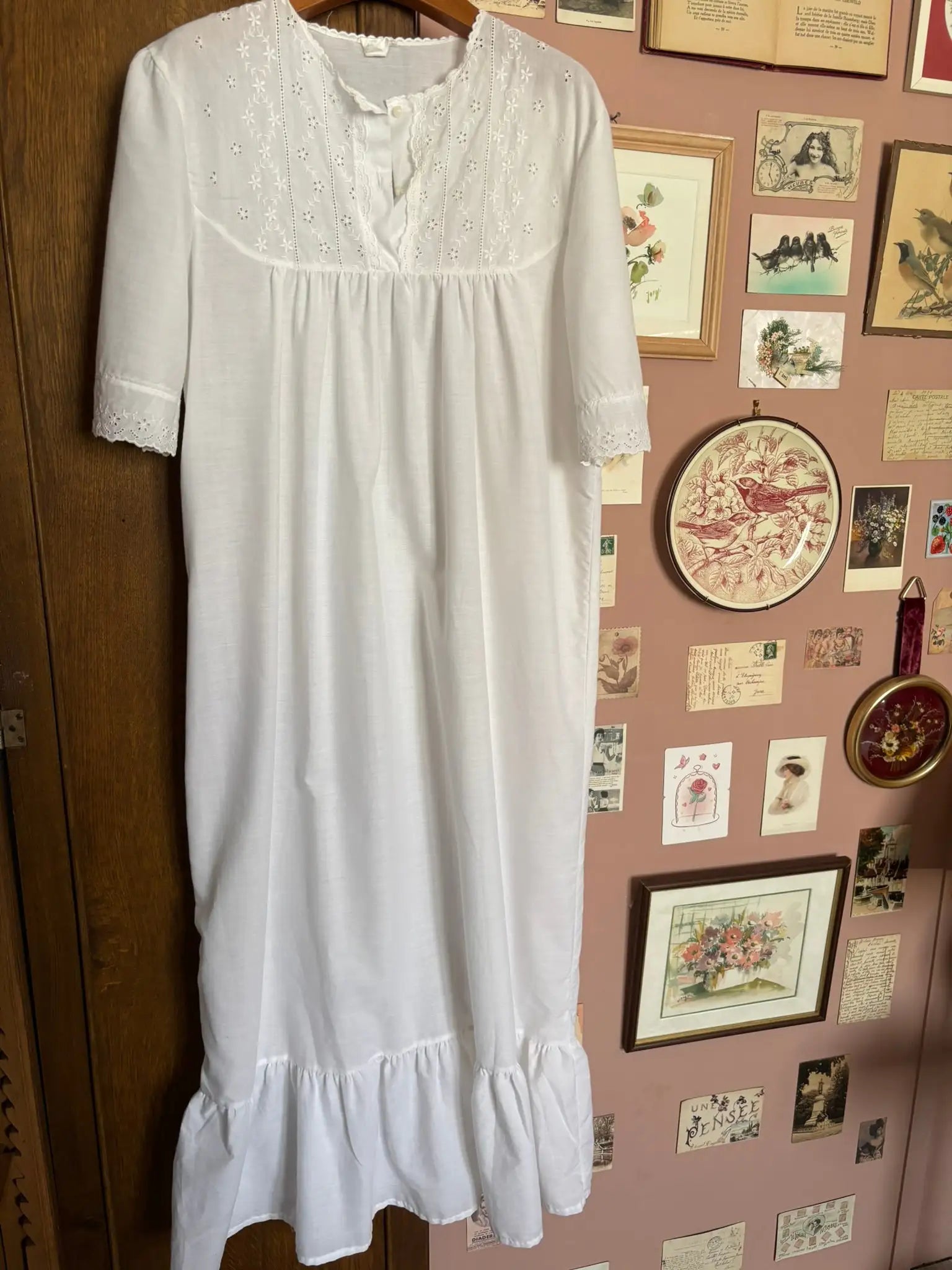 Chemise de nuit longue blanche brodée – T.38/40 – Vintage années 80