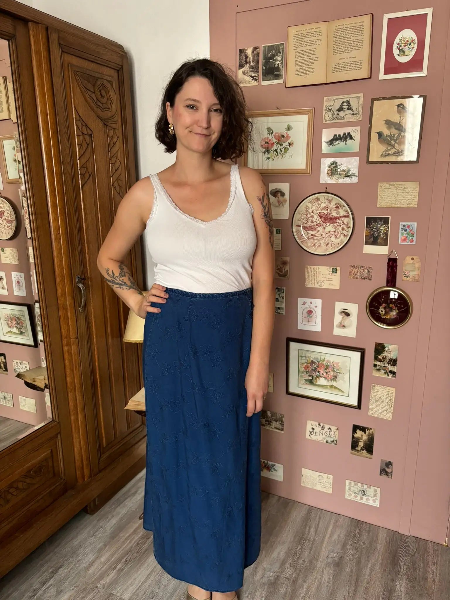 Jupe longue bleu denim brodée – Bleu de Sym  T.40/42 – Années 2000