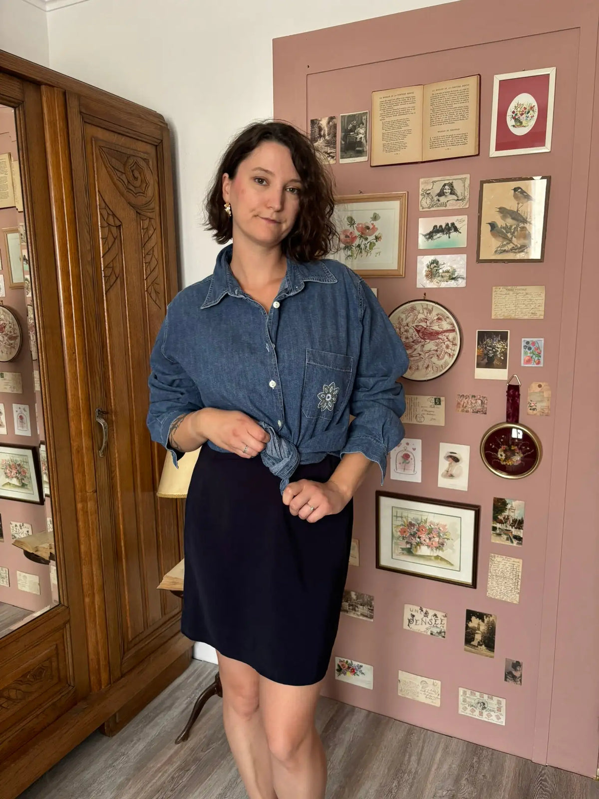 Chemise vintage en jean brut brodée – Du 42 au 46 - Années 90/2000