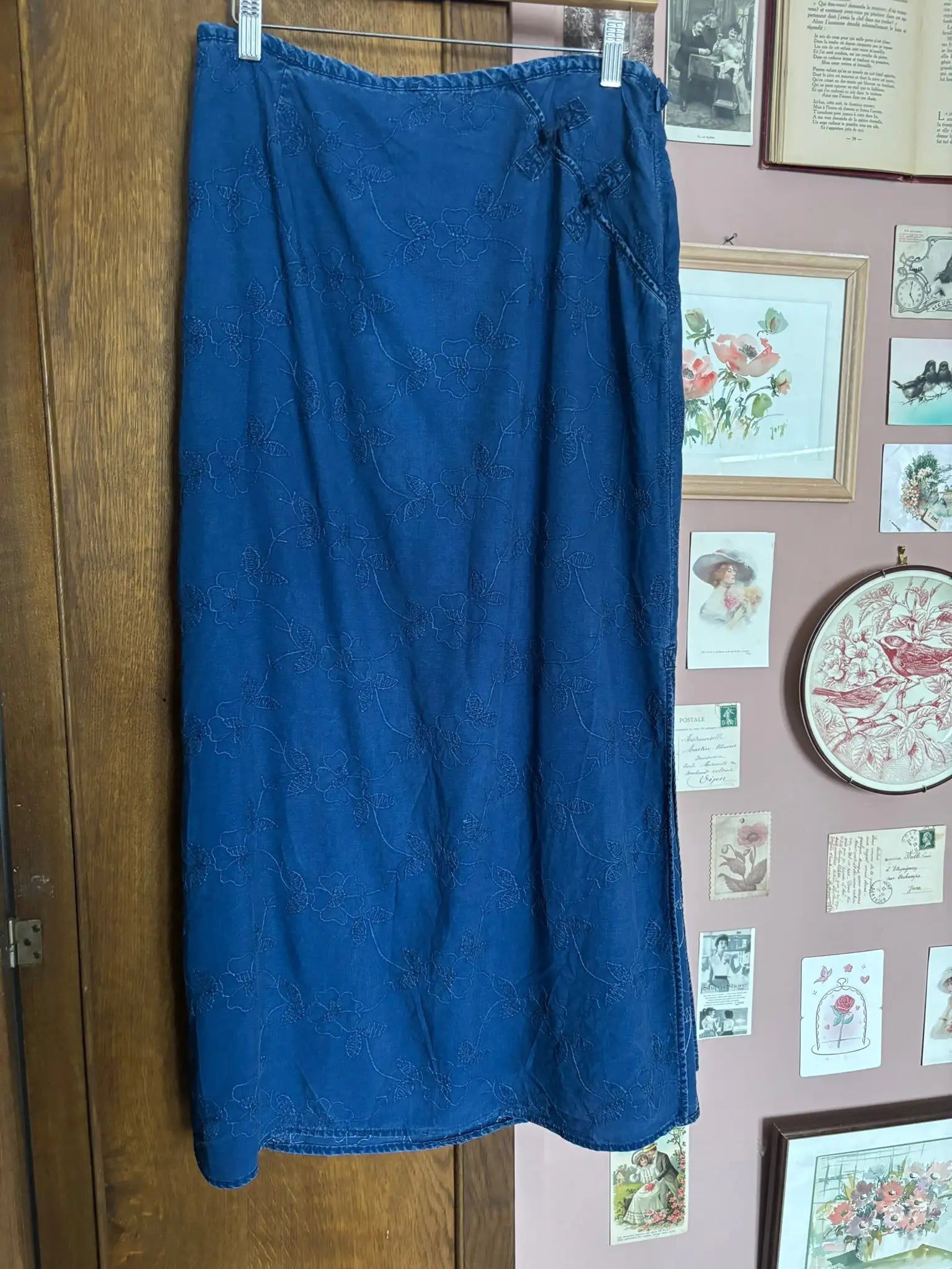 Jupe longue bleu denim brodée – Bleu de Sym  T.40/42 – Années 2000