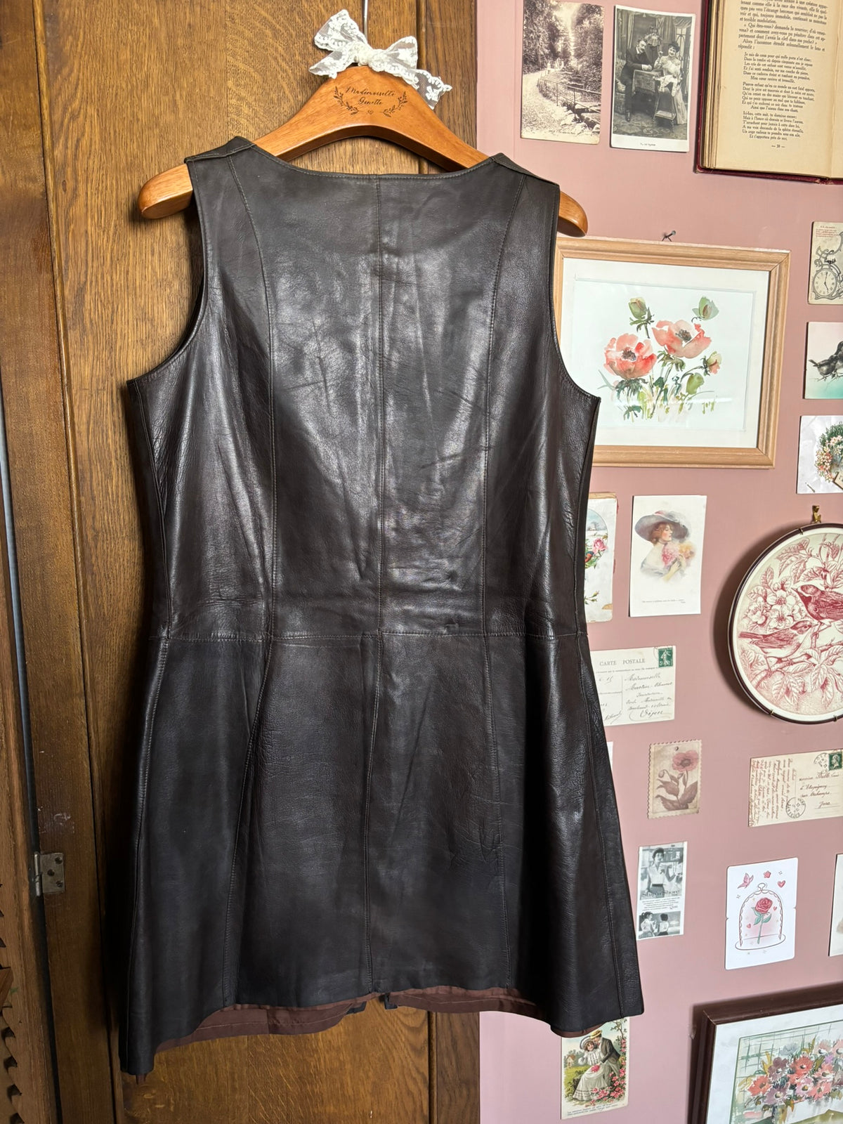 Robe courte en cuir marron – T.36/petit 38 – Vintage années 90