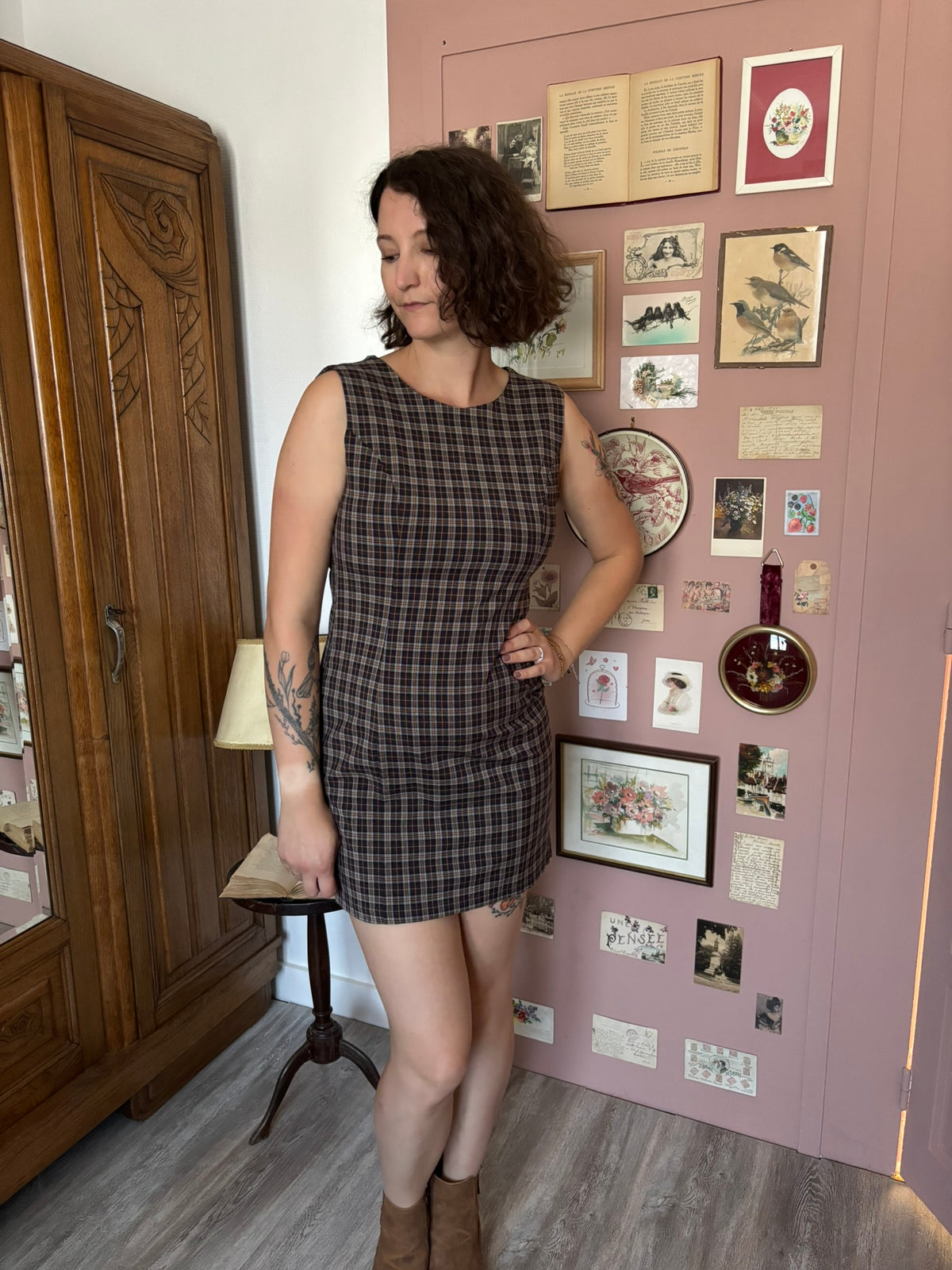 Brown plaid short pinafore dress – Size 34/36 – 90s/2000s