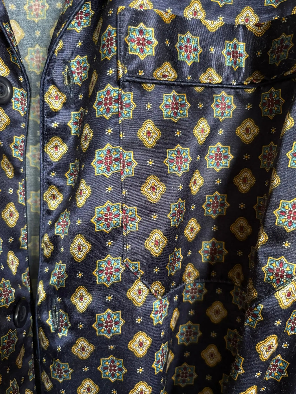 Robe de chambre satinée vintage à motifs –Du 42 au 46 -  Années 90