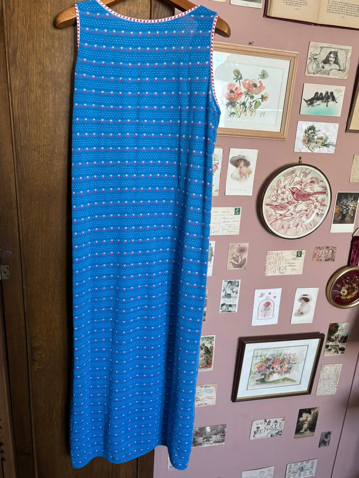 Hand-stitched vintage floral nightgown – Size 38/40 – 70s/80s