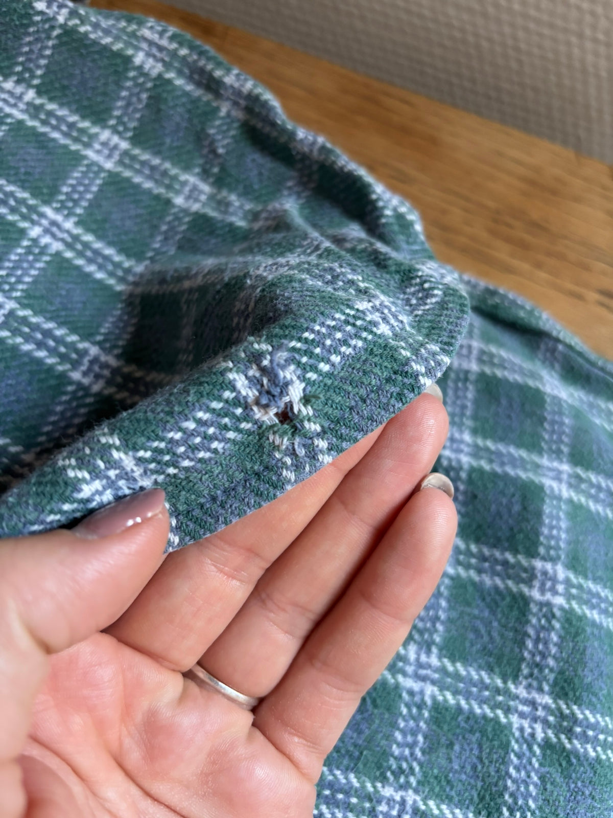 Oversized plaid flannel tunic shirt – Sizes 8 to 16 – 90s/2000s