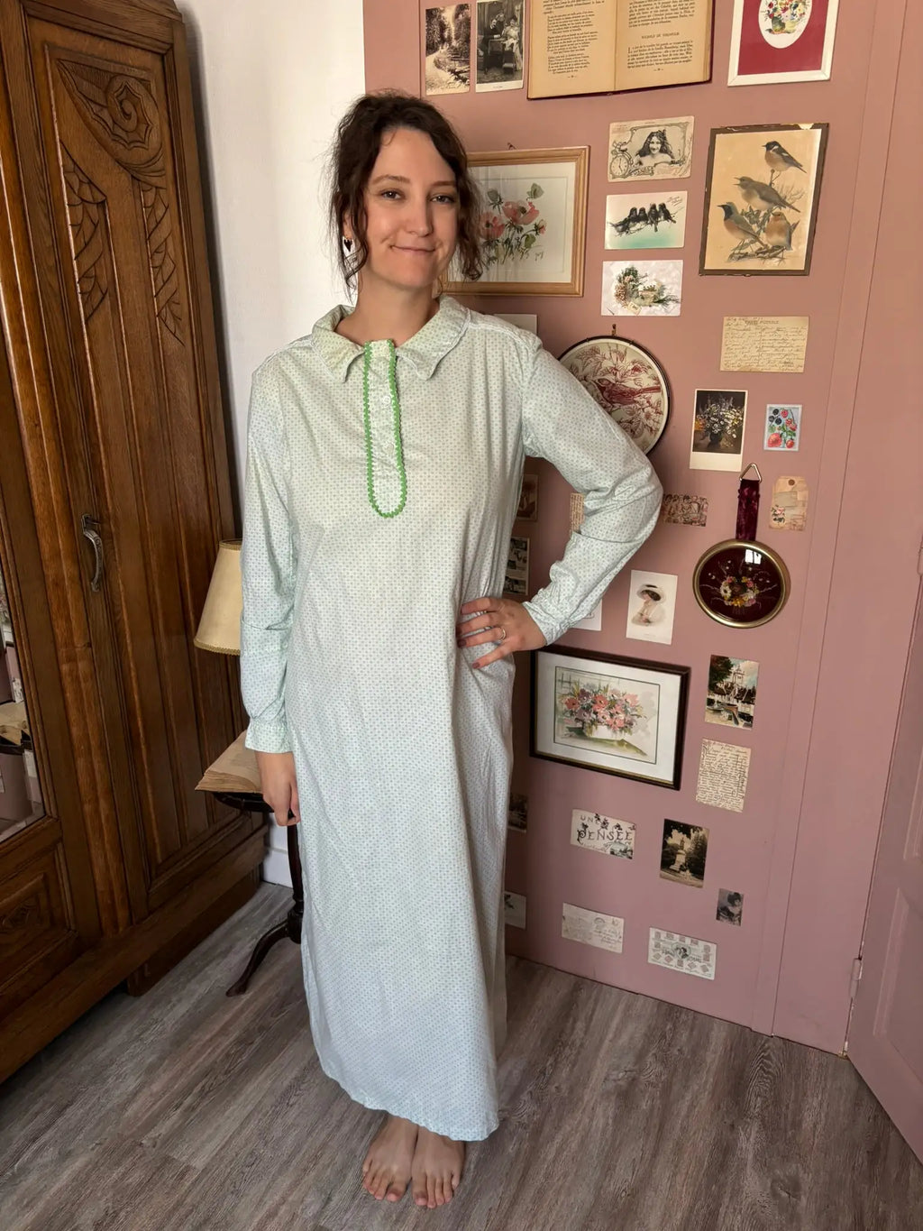 Vintage long nightgown – Small green patterns - Size 36 to 40 - 70s/80s