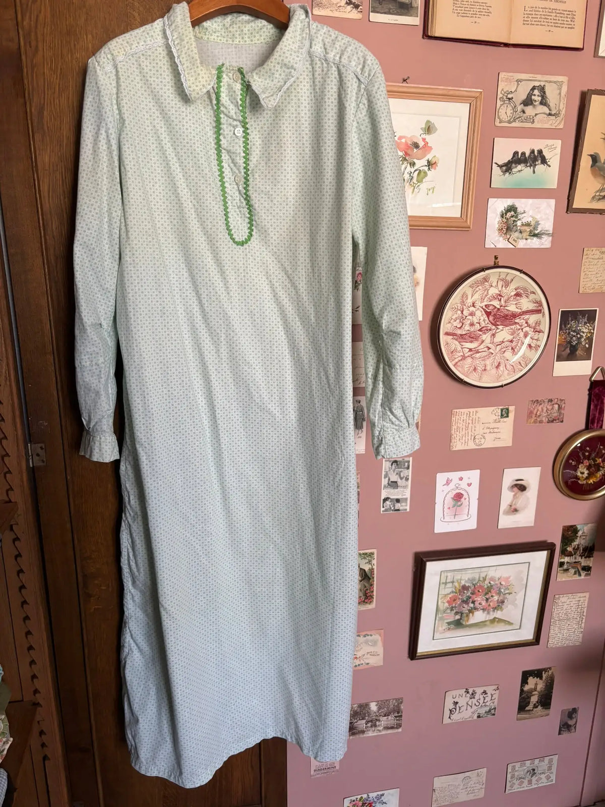 Chemise de nuit longue vintage – Petits motifs verts - Du 36 au 40 - Années 70/80