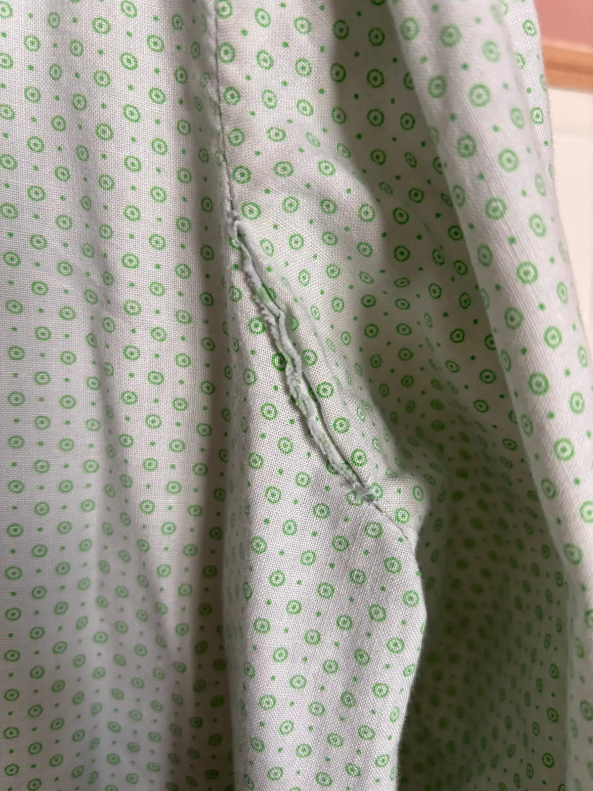 Vintage long nightgown – Small green patterns - Size 36 to 40 - 70s/80s