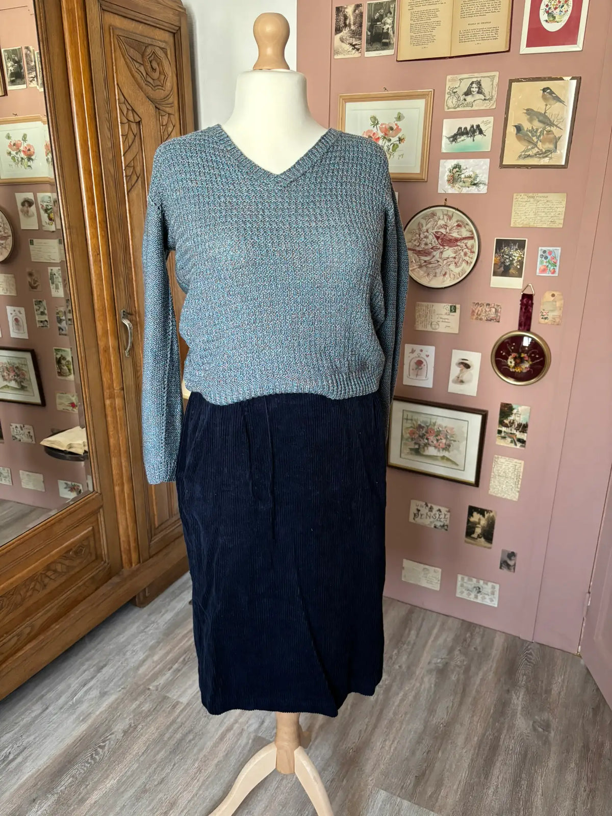 Jupe midi vintage en velours côtelé bleu marine – T.46 - Années 80