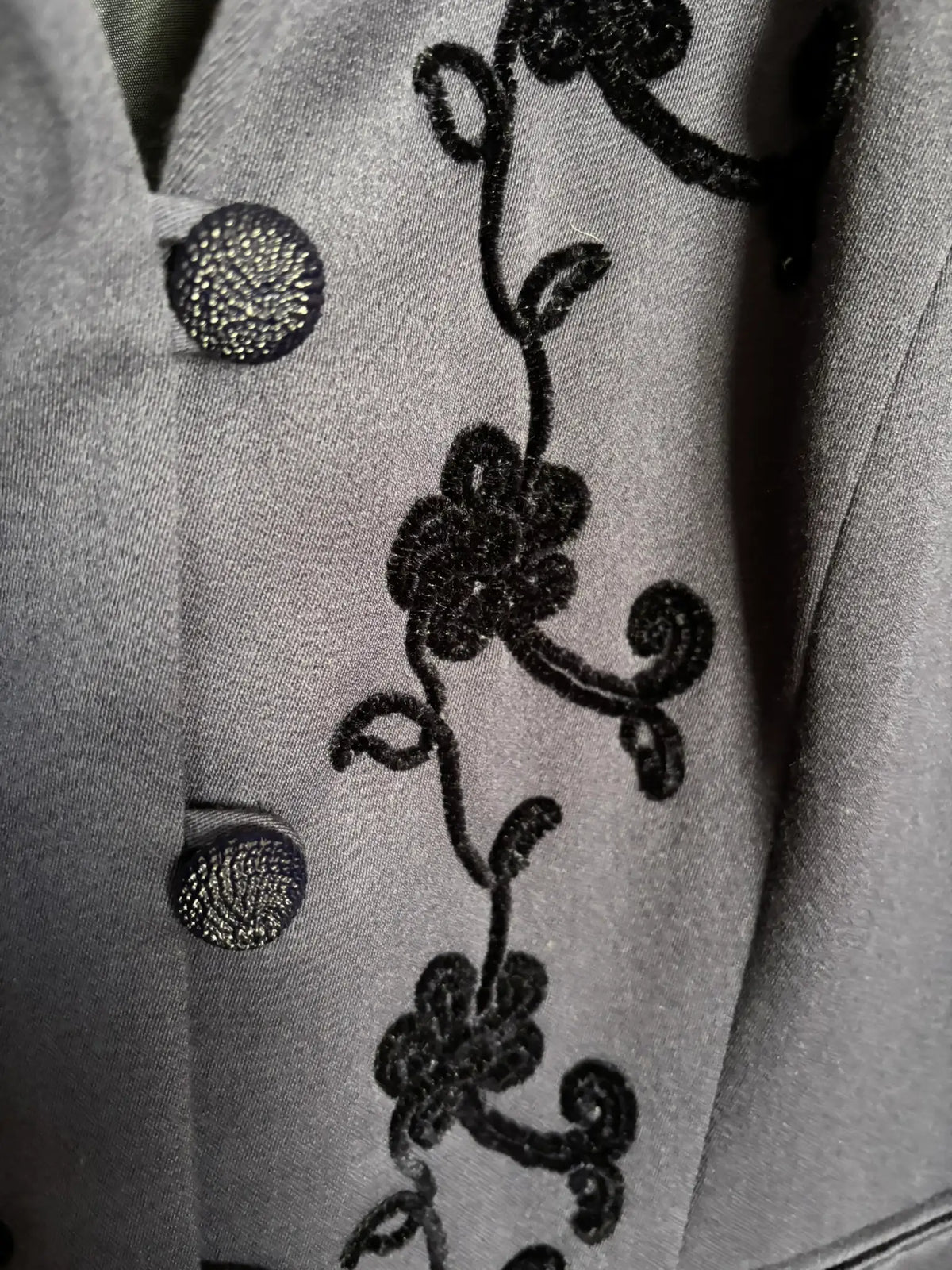 Blazer vintage Weinberg en laine bleu marine – broderies florales – Du 38 au 42 - Années 80/90