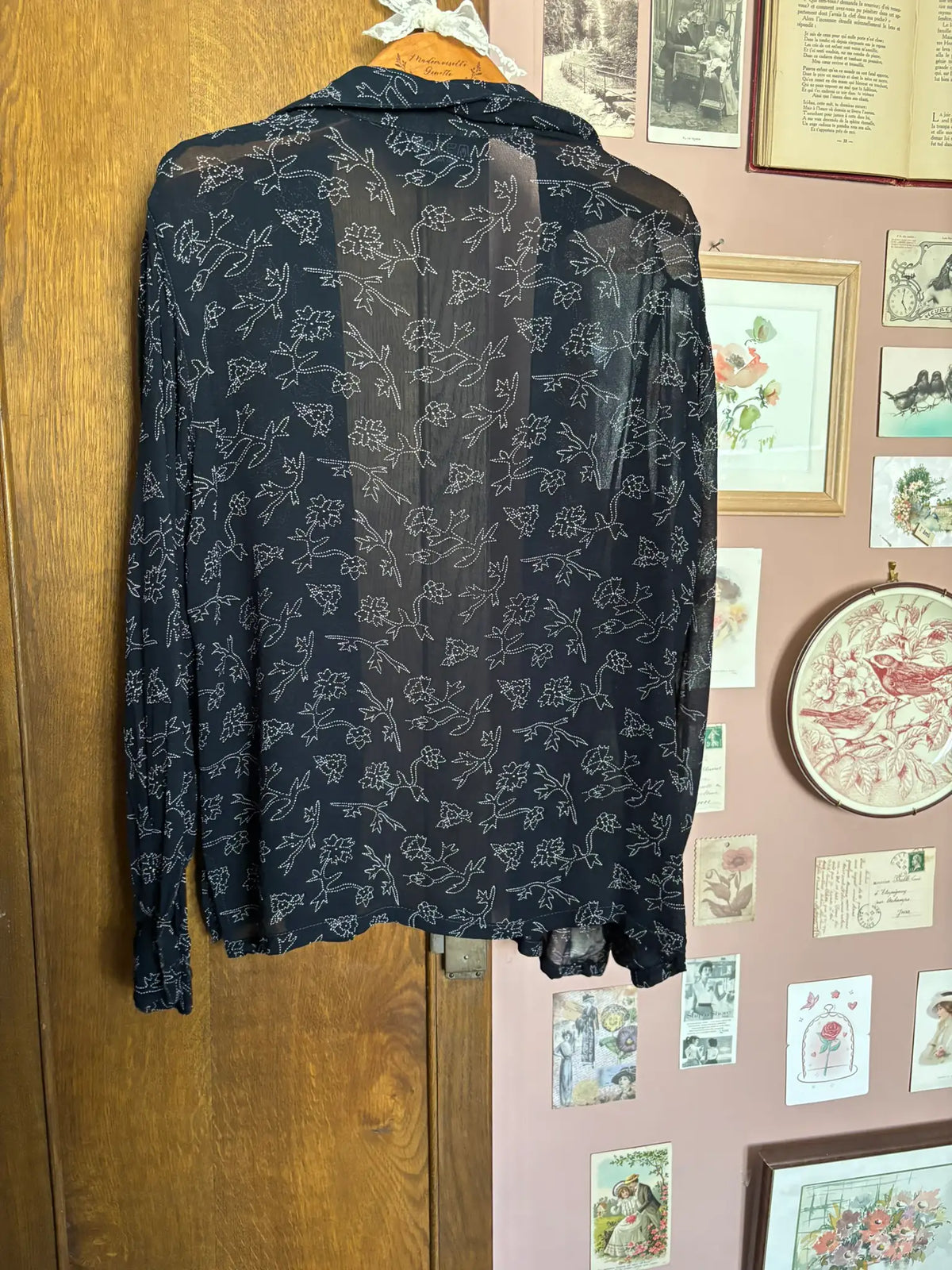 Navy blue floral sheer shirt – Size 38/40 – 90s/2000s