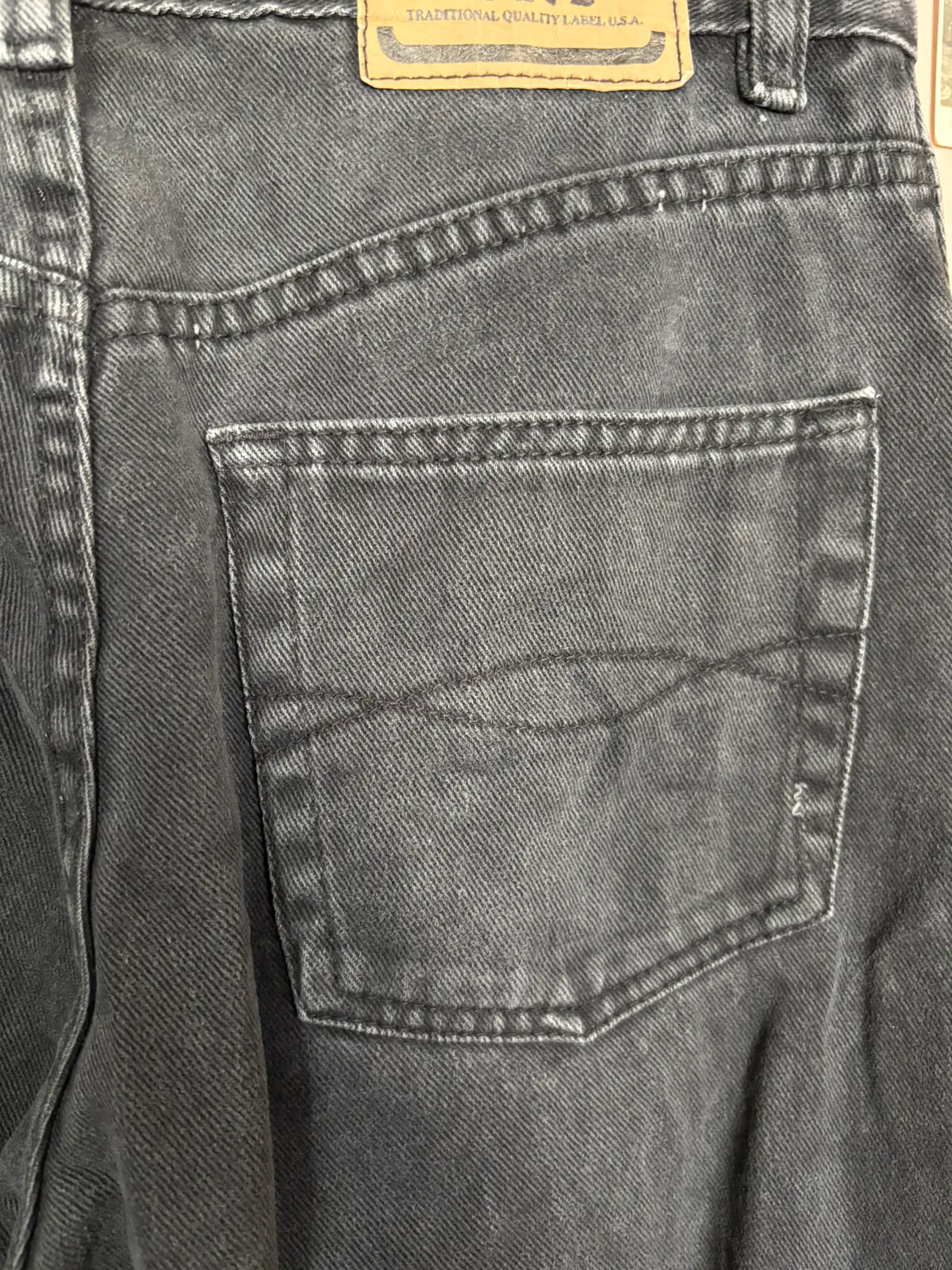 Jean noir taille haute coupe droite – T.36 – Vintage années 90/2000