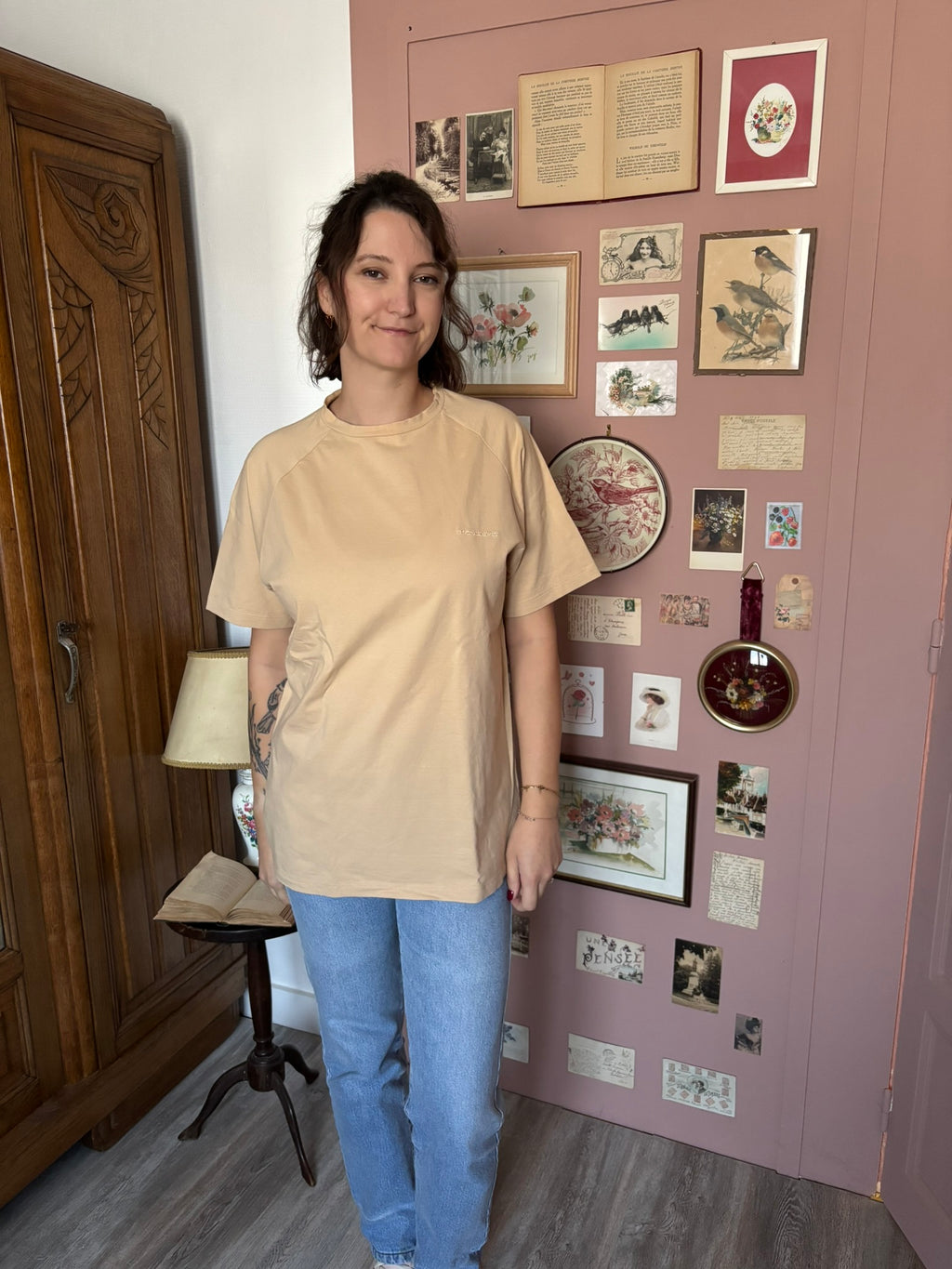 Rica Lewis beige oversized men's t-shirt – Men's size 44 / Women's size 40-42 – 2000s