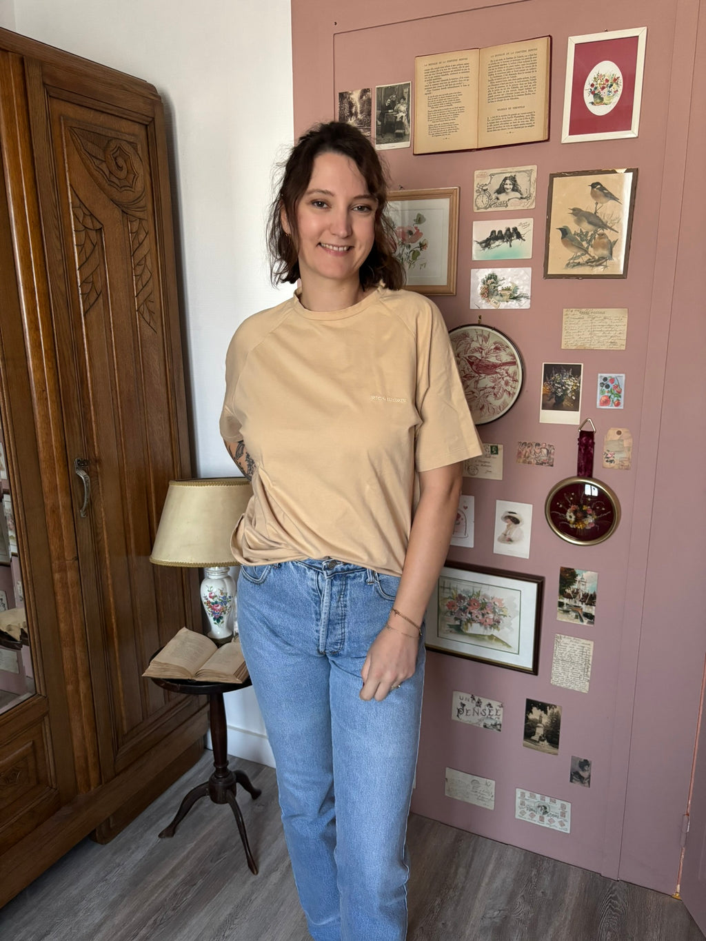 Rica Lewis beige oversized men's t-shirt – Men's size 44 / Women's size 40-42 – 2000s