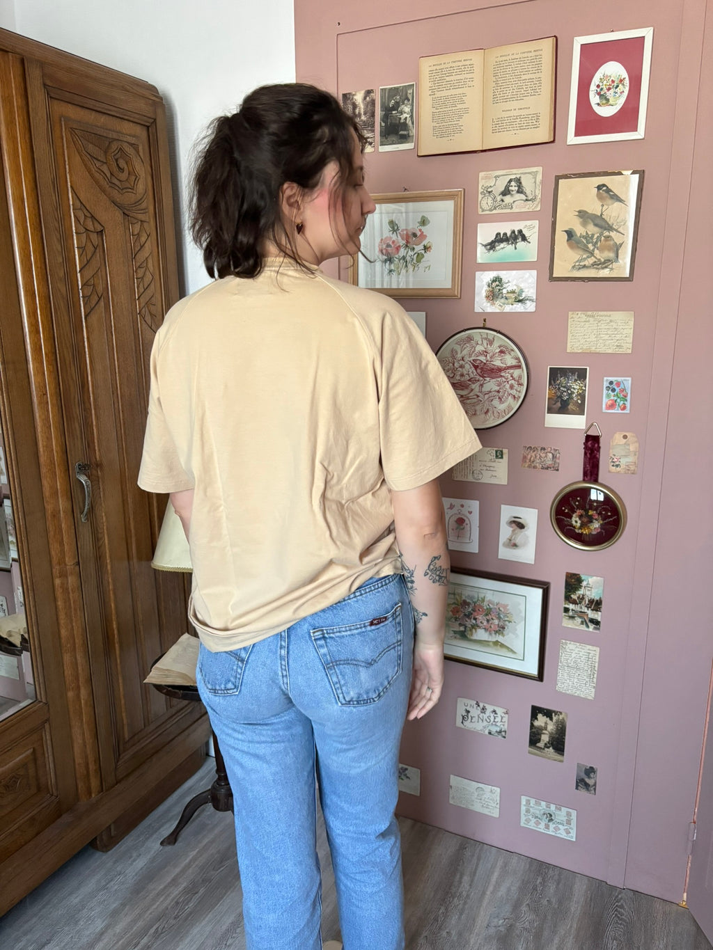 Rica Lewis beige oversized men's t-shirt – Men's size 44 / Women's size 40-42 – 2000s
