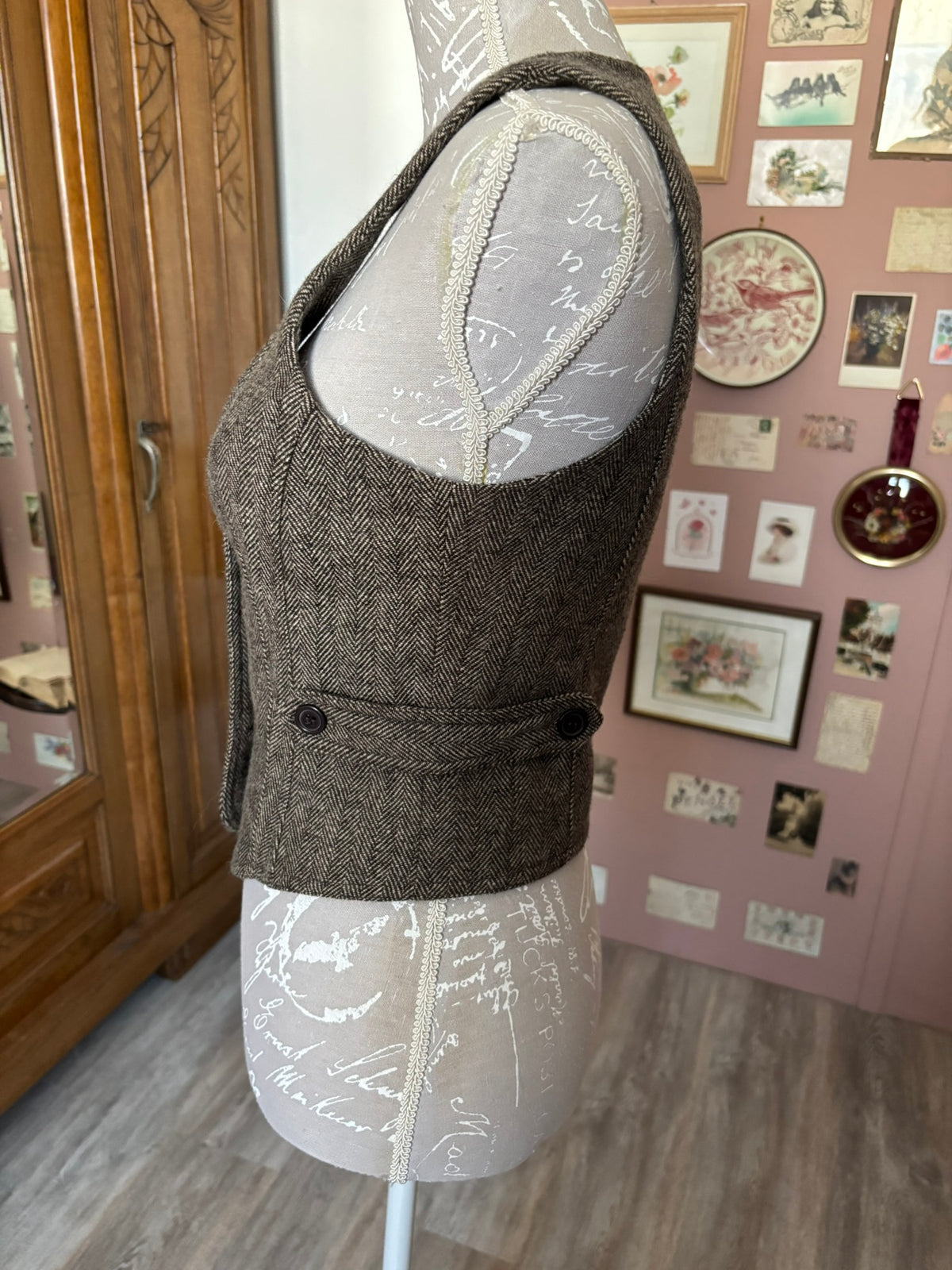 Gilet sans manches à chevrons marron – T.34/36 – Années 2000