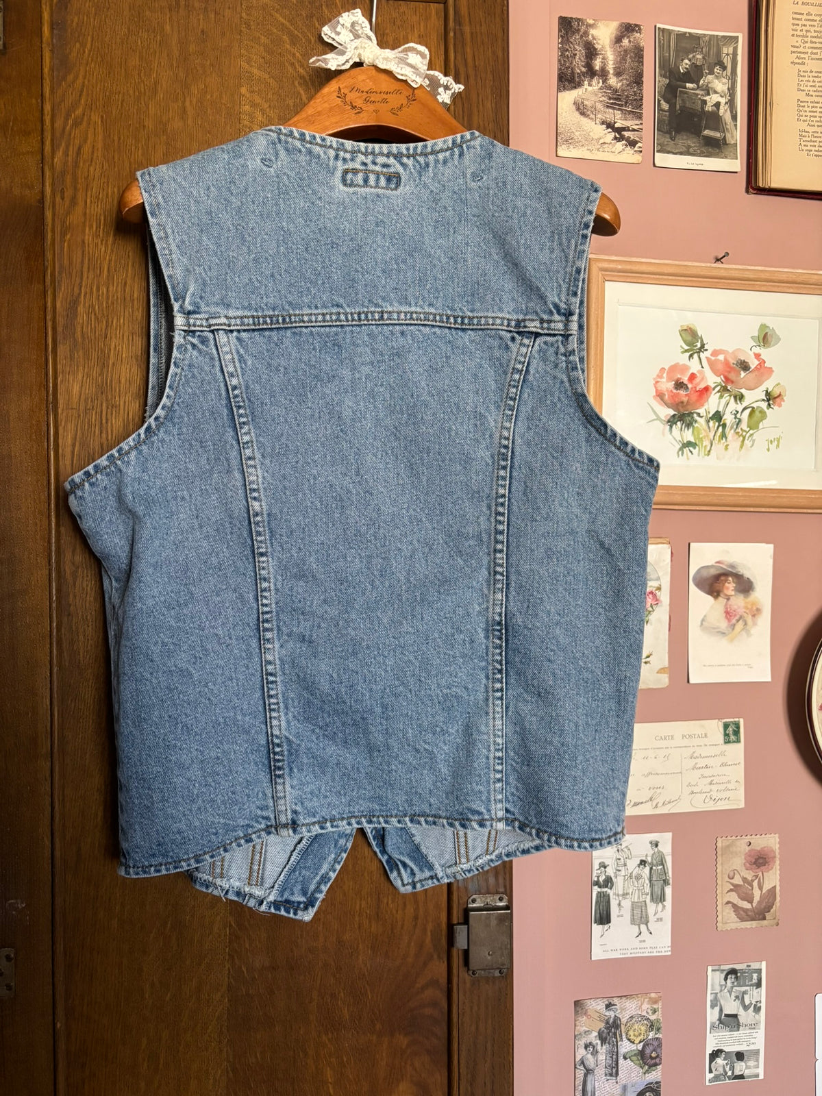 Levi’s men’s denim vest – Size M / Women’s 40-42 – 80s/90s