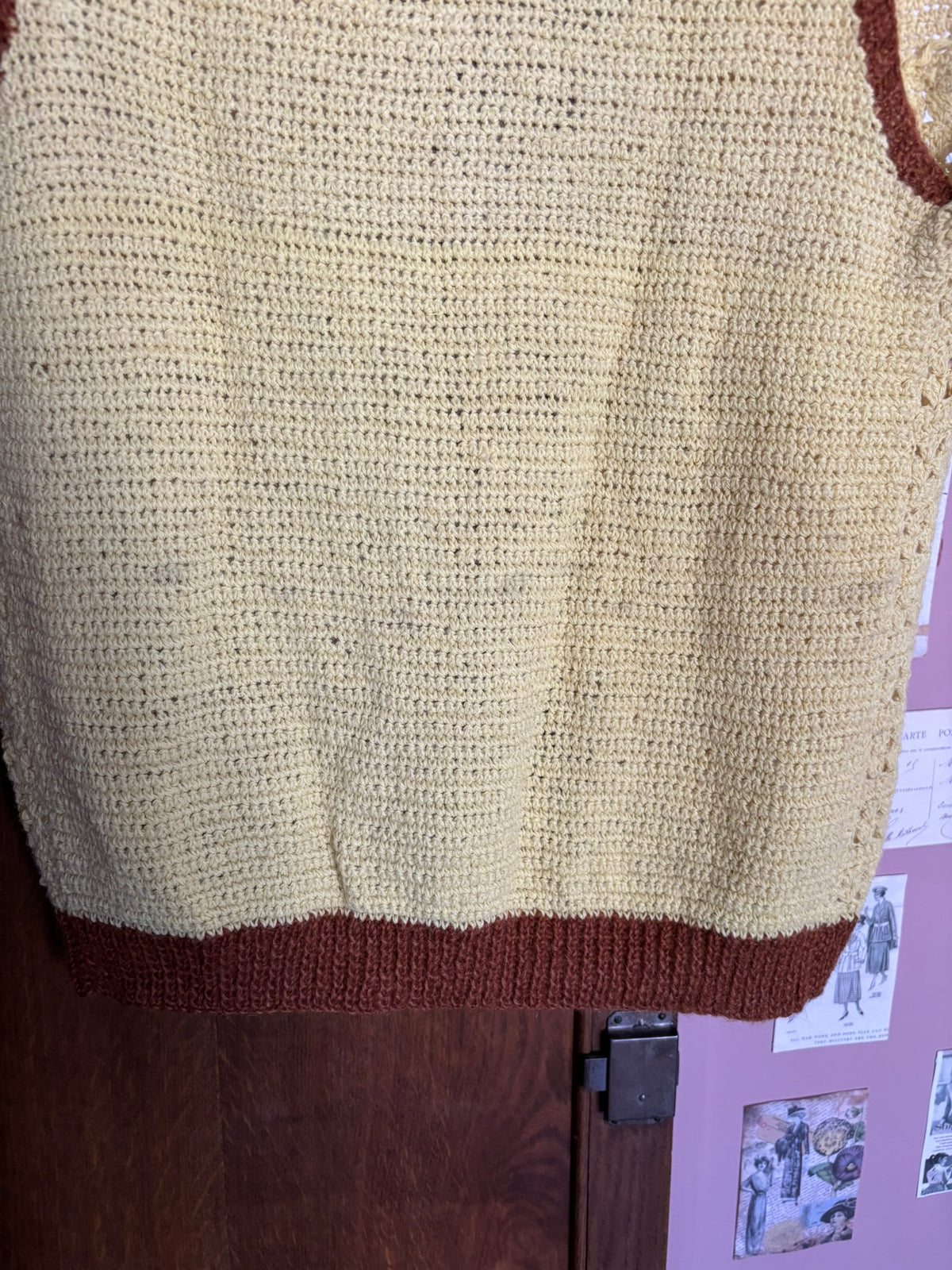 Yellow & brown crochet sleeveless vest – Size 38/40 – 1970s
