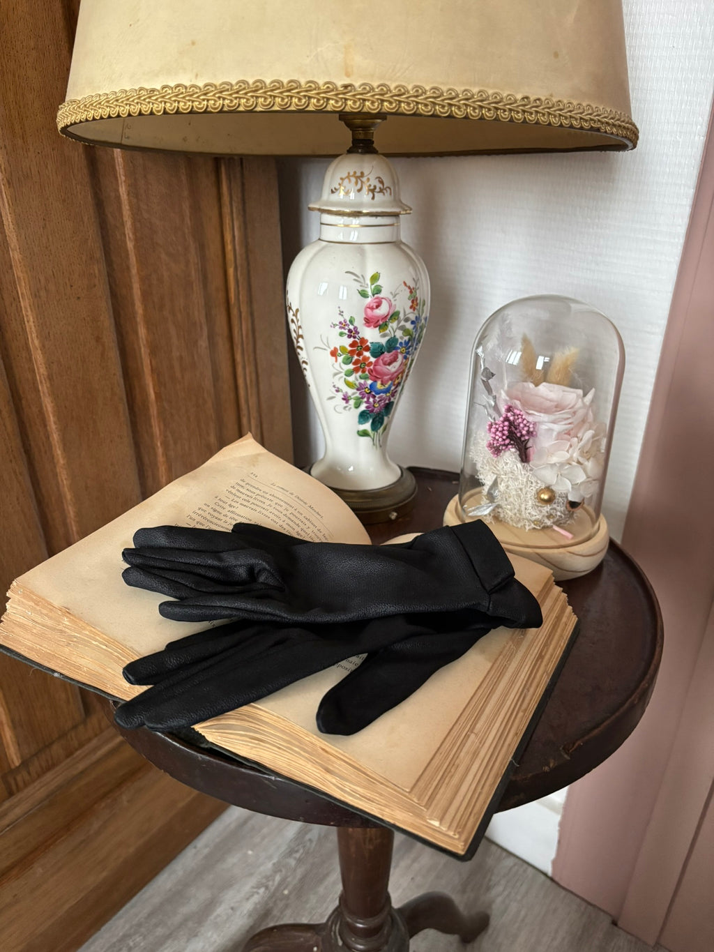 Elegant vintage black gloves – Size 6½/7 – 1960s/80s