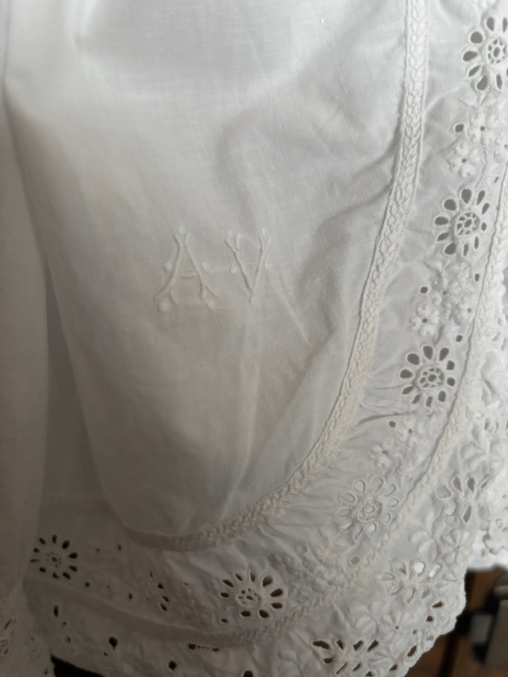 Antique white embroidered monogrammed shirt – size 36/38 – Early 20th century