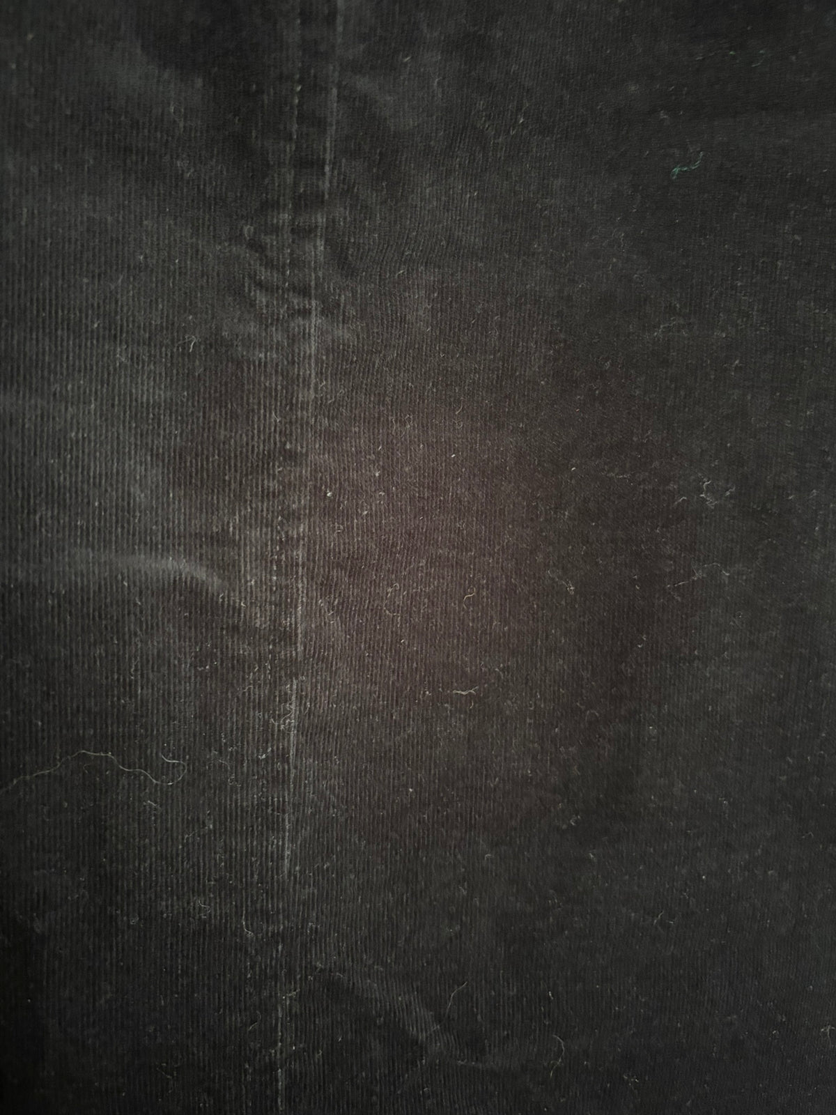 Jupe droite noire en velours côtelé – T.38/40 – Années 90/2000