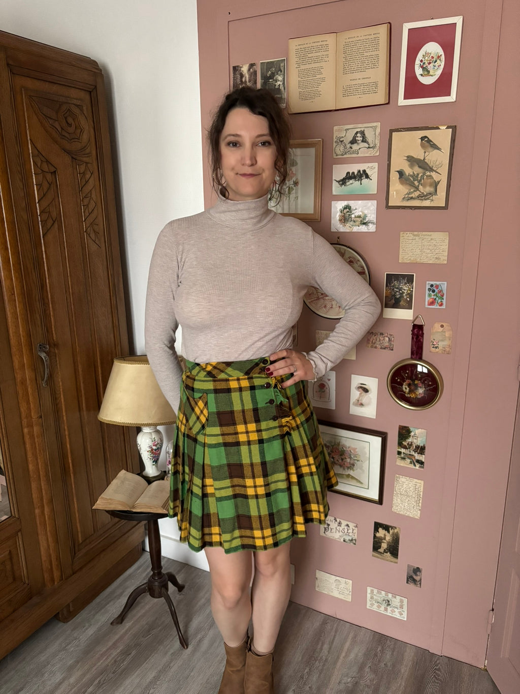 Wool plaid wrap skirt – Size 36 – 1960s/70s