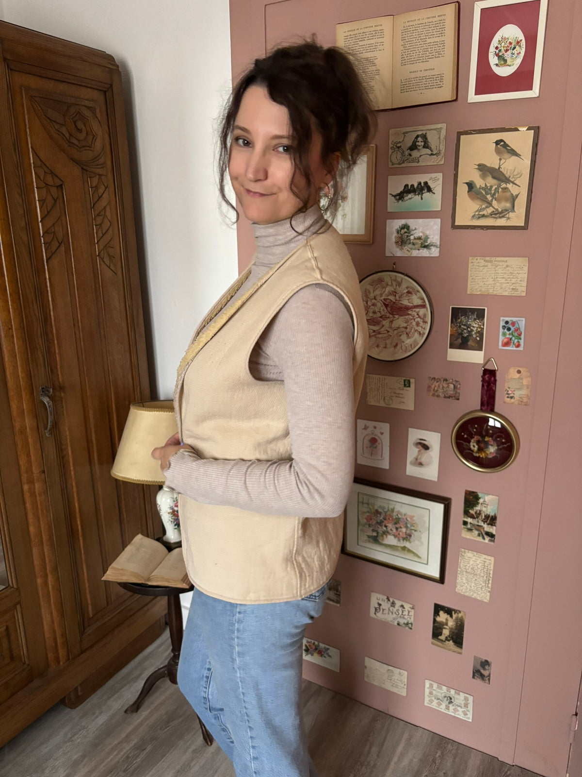 Gilet sans manches vintage écru doublé sherpa – Du 38 au 42  – Années 70