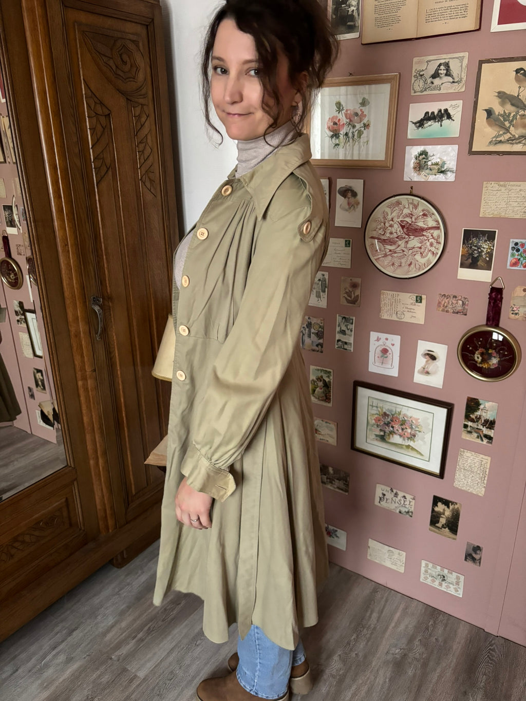 Trench vintage kaki clair à taille ceinturée – O’Trio Créations Paris –T.34/36- Années 80