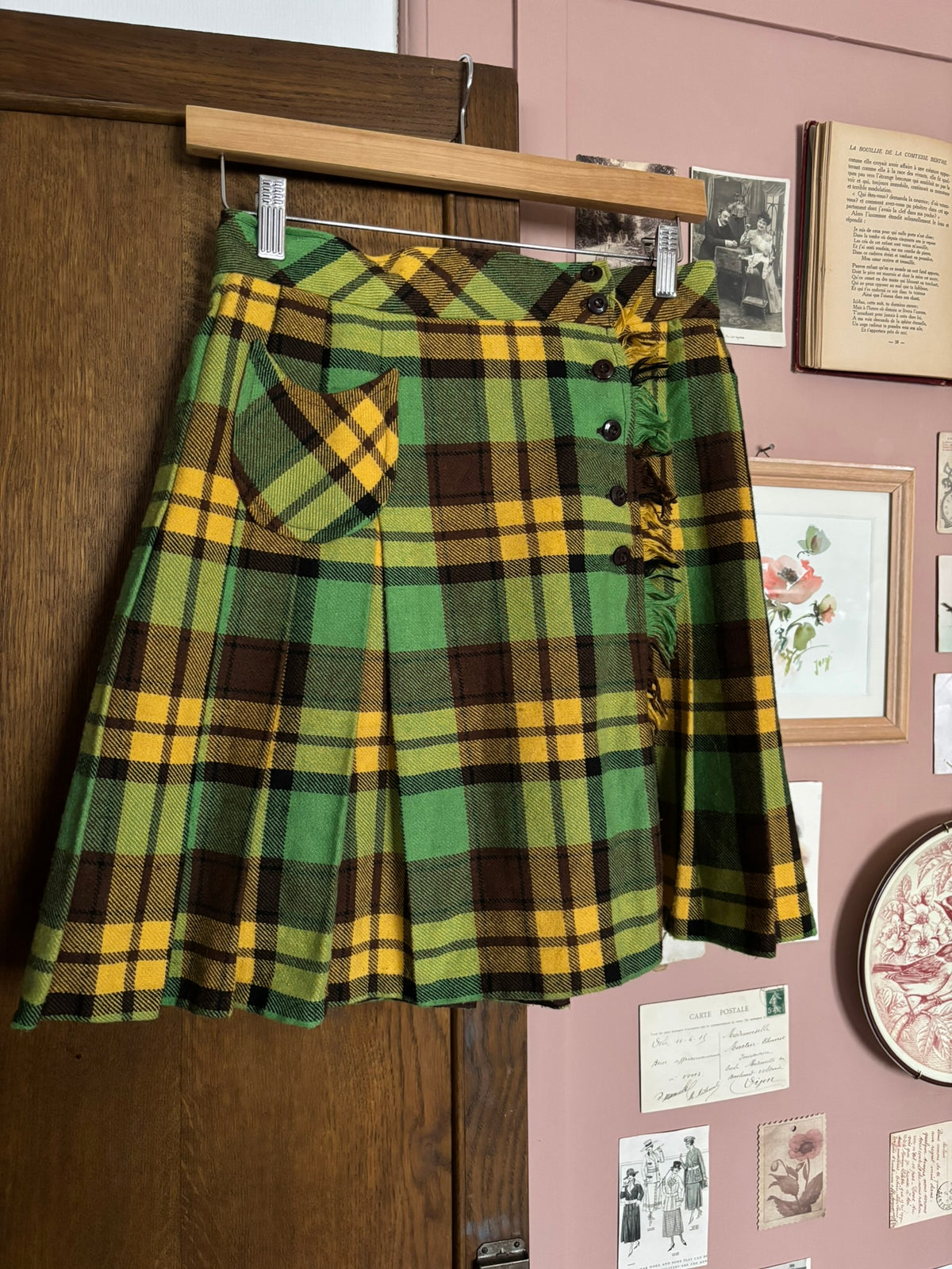 Wool plaid wrap skirt – Size 36 – 1960s/70s